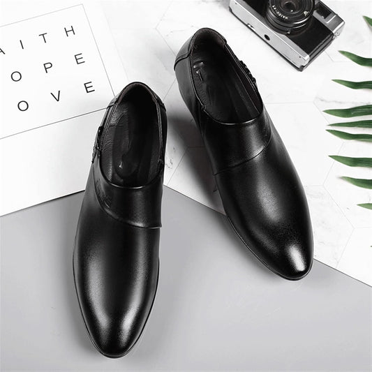 Men's Black Leather Dress Shoe with Pointed Toe and Metal detail