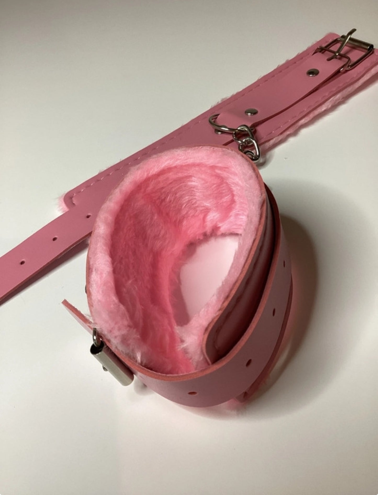 Fluffy Handcuffs - Pink