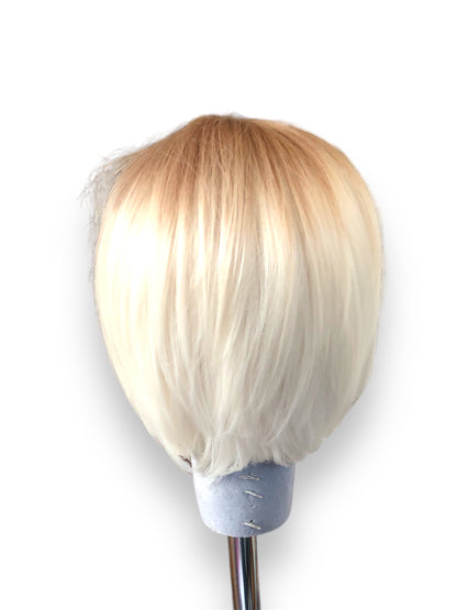 Ladies Short Bob Dark Root to Blonde Ombre Wig