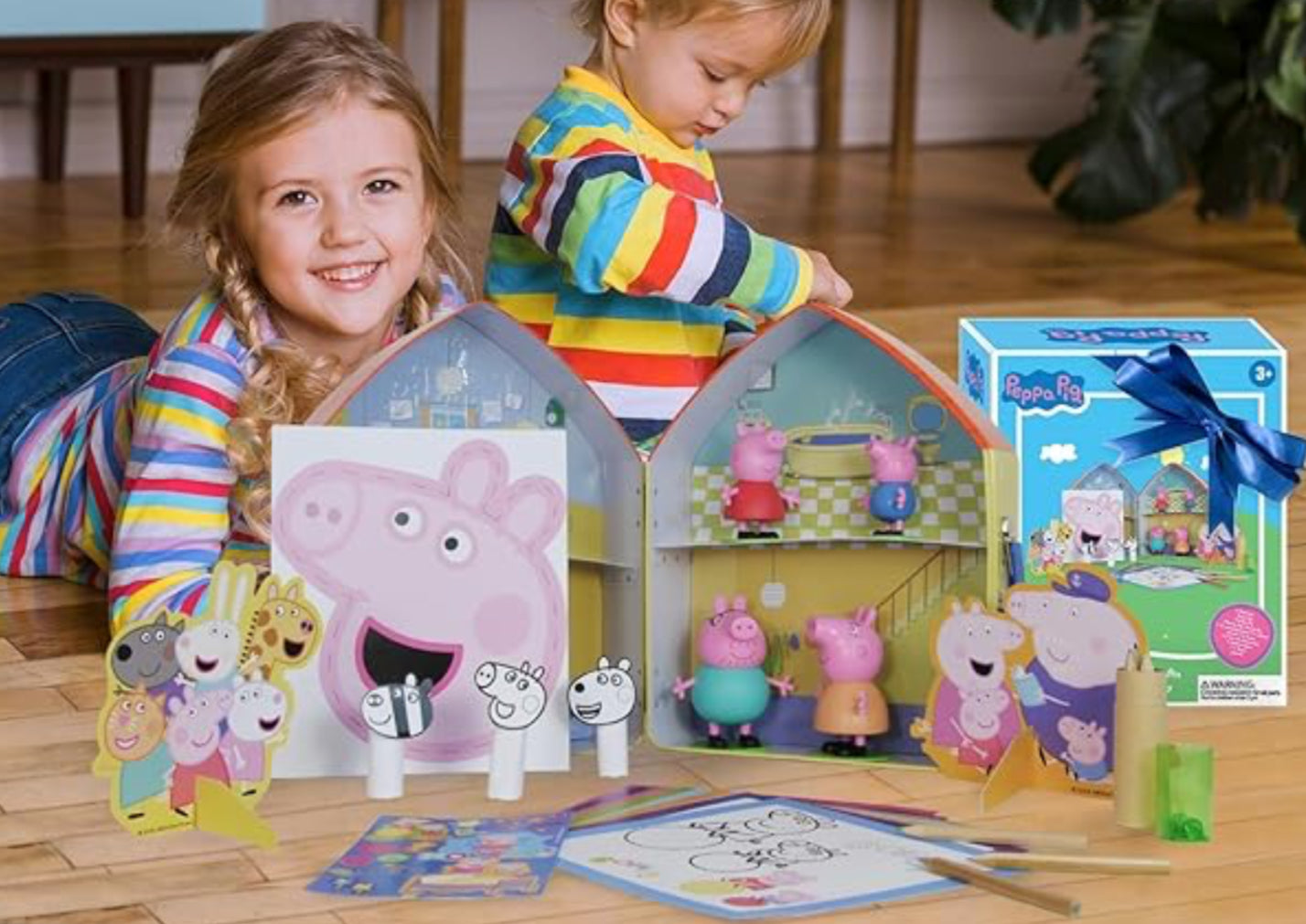 LUPPA Peppa Pig Playset 4 figurines of Peppa Pig´s Family + Tin Box of Peppa Pig´s House and Arts & Craft Set